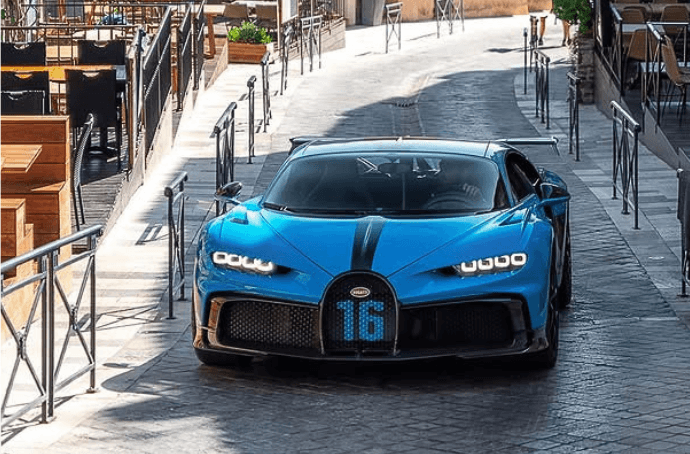 Carbon Bugatti Bolide EB.03 Blanc de Blancs Vintage 2013